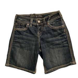 NWT Silver Suki Flap Shorts Size 25